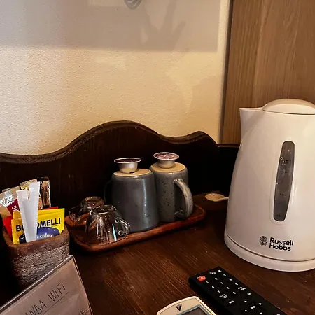 La Taverna Del Metallo Kro