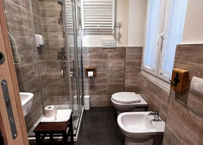 La Taverna Del Metallo Herberg La Spezia