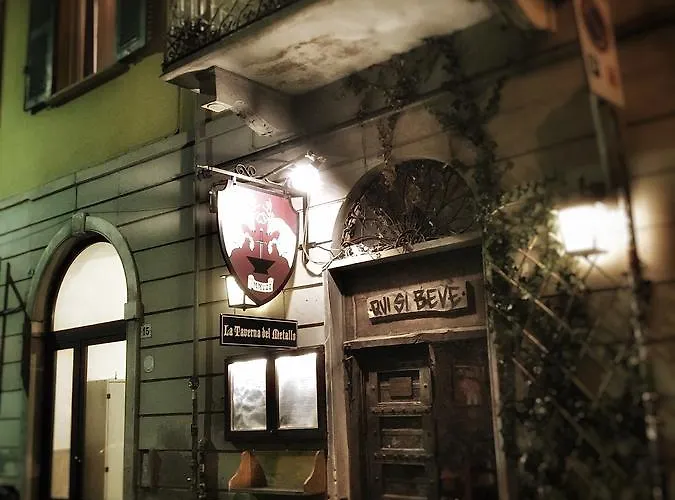 Herberg La Taverna Del Metallo *